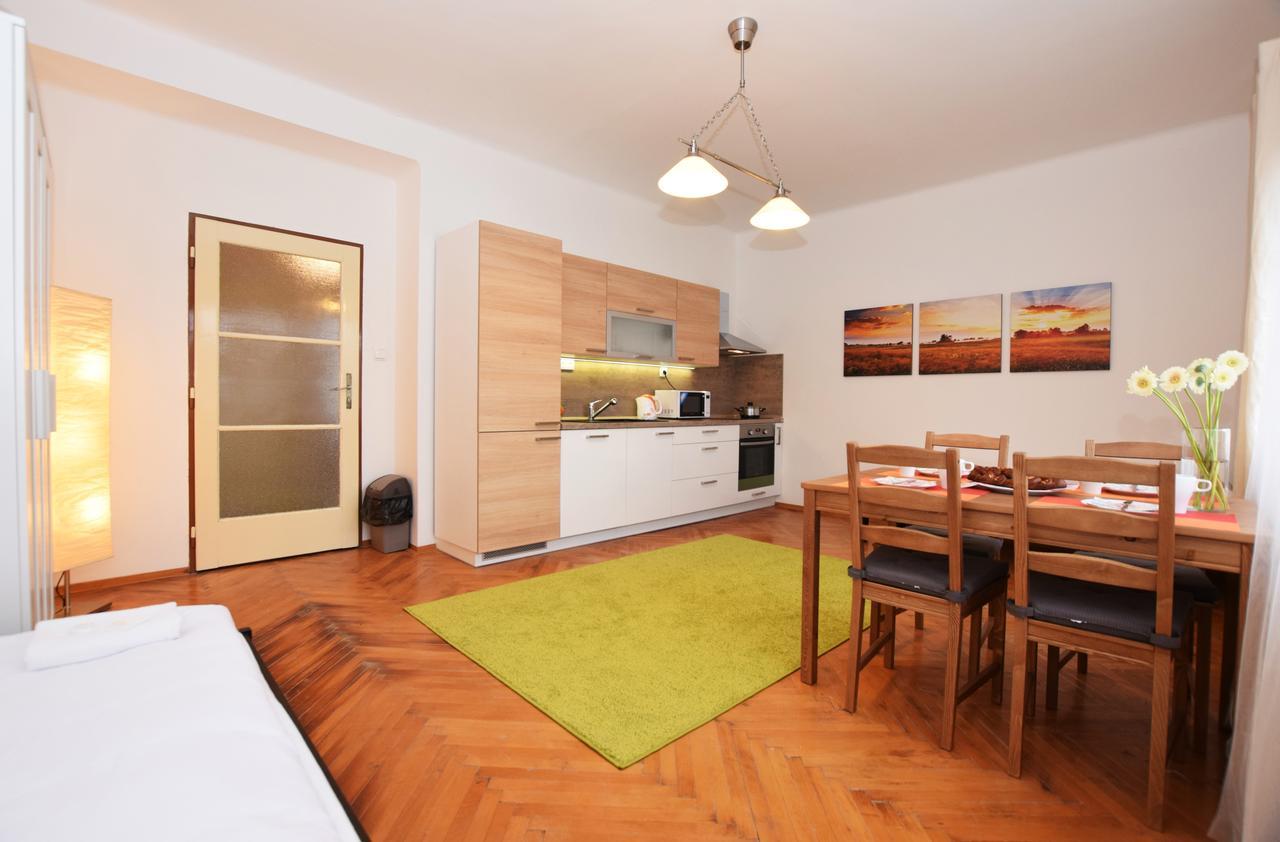 Cisarka Apartments Прага Экстерьер фото
